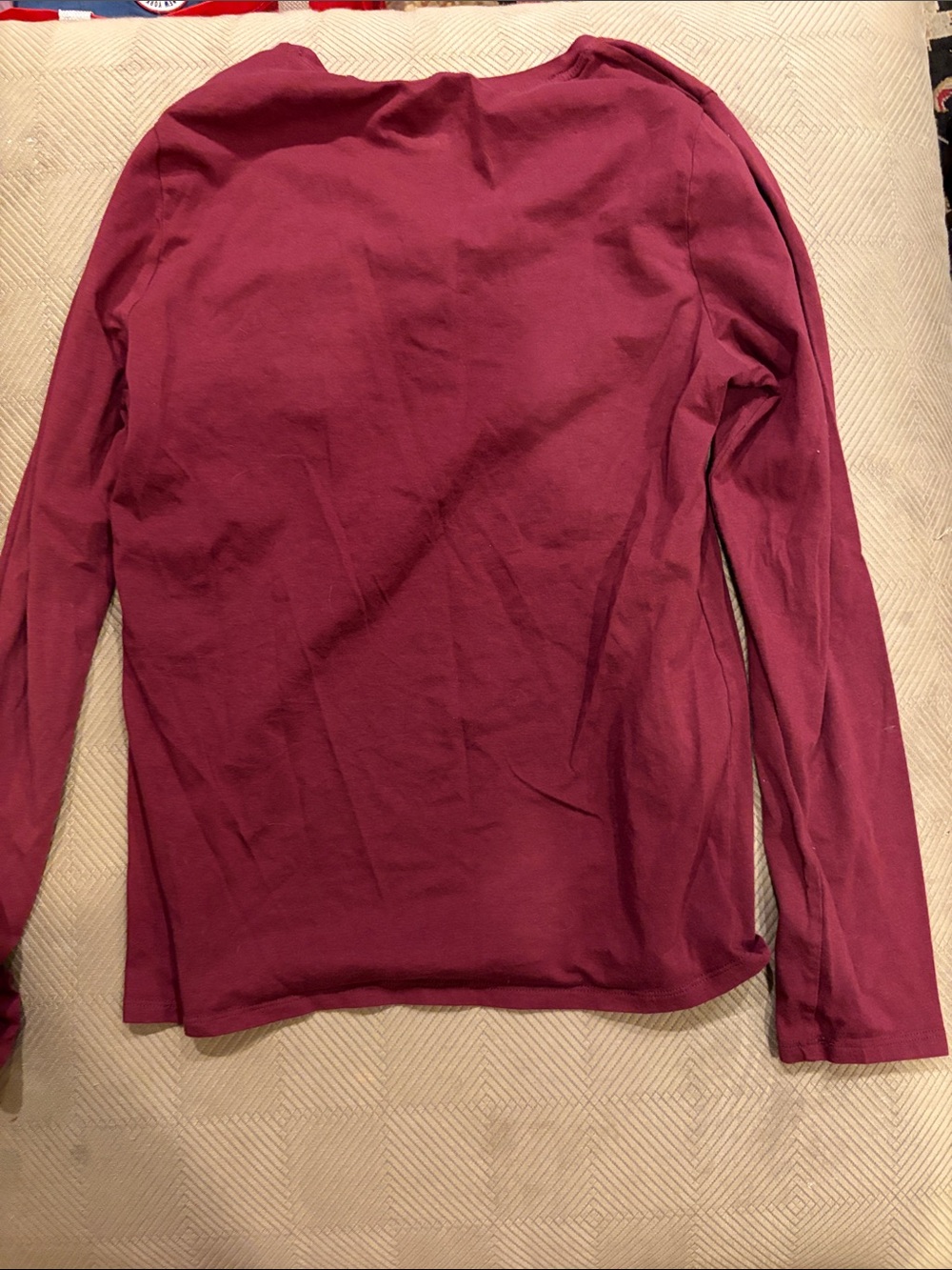 Calvin Klein Women's Long Sleeve Tee in Wine Large - Picture 3 of 3